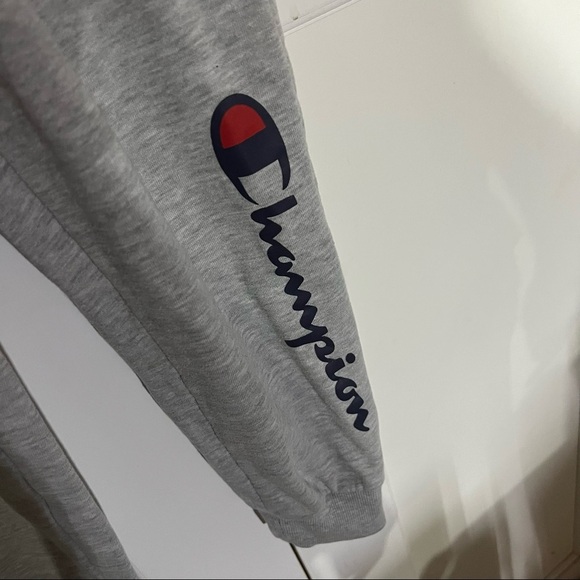 Champion Boy’s Joggers Gray Size Medium - Picture 3 of 8